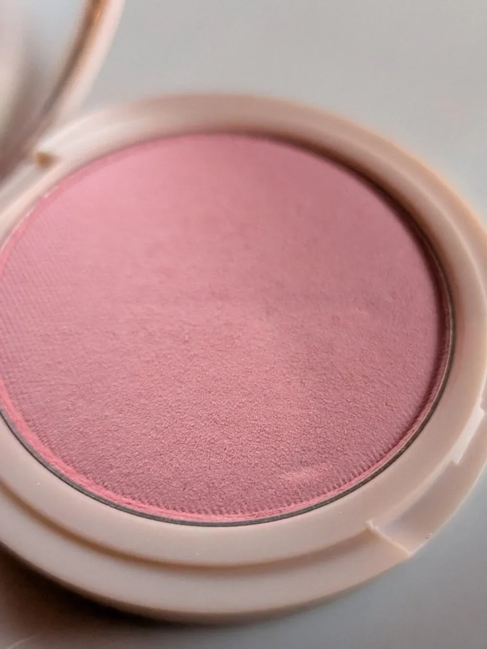 Jones Road peachy pink